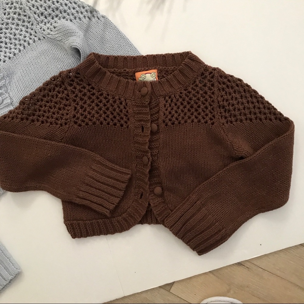 💵 NEED GONE!! Sweater. ON HOLD - Picture 2 of 8